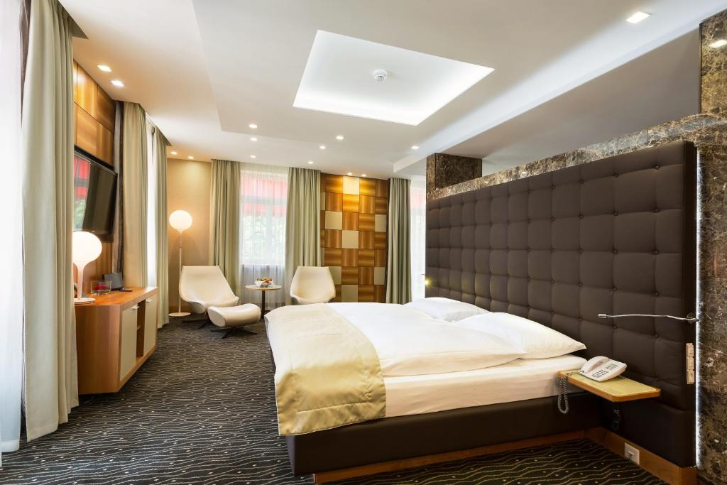 Hotel St.Gotthard - Resim 35