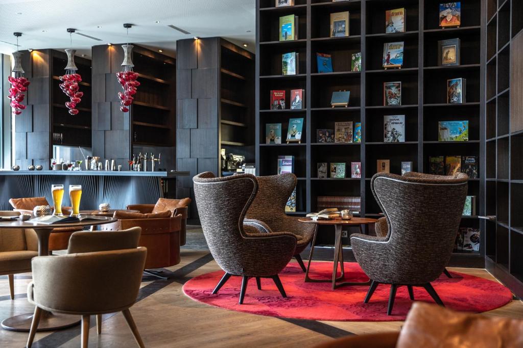 Istumisnurk majutusasutuses AlpenGold Hotel Davos