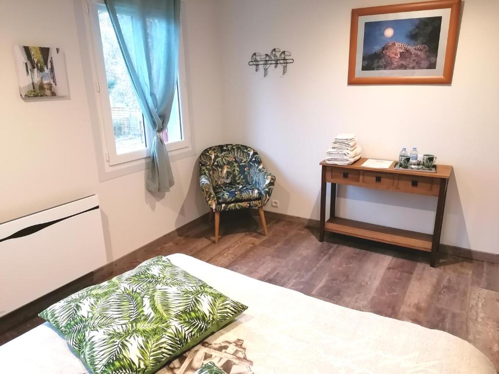 La résinière - Double Room With Garden View