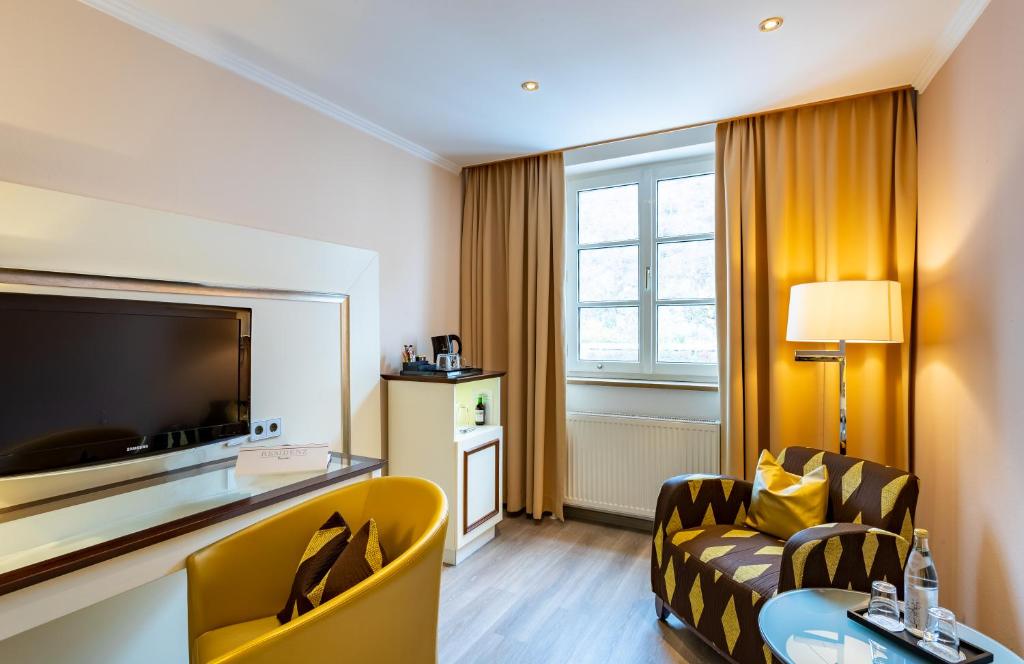 TV a/nebo společenská místnost v ubytování Hotel Residenz Passau