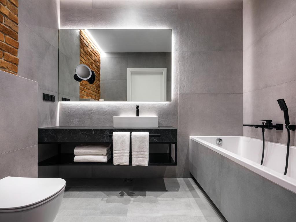 رزرو هتل، Mercure Krakow Fabryczna City