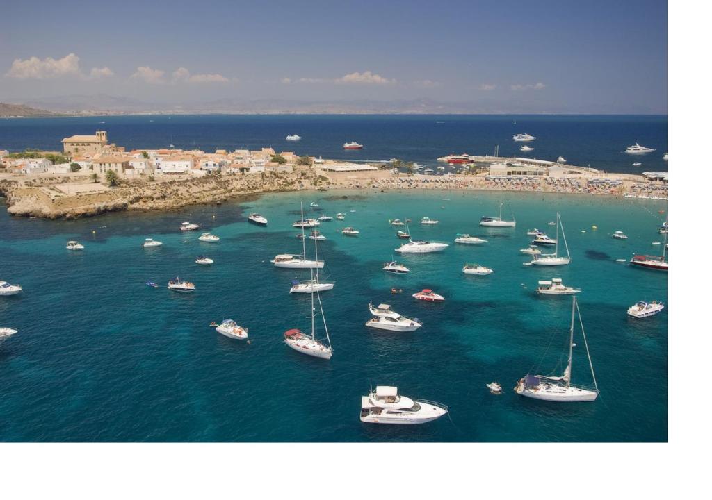 LUXURY New Apartment CITY CENTRE & BEACH, Alicante, Alicante ...