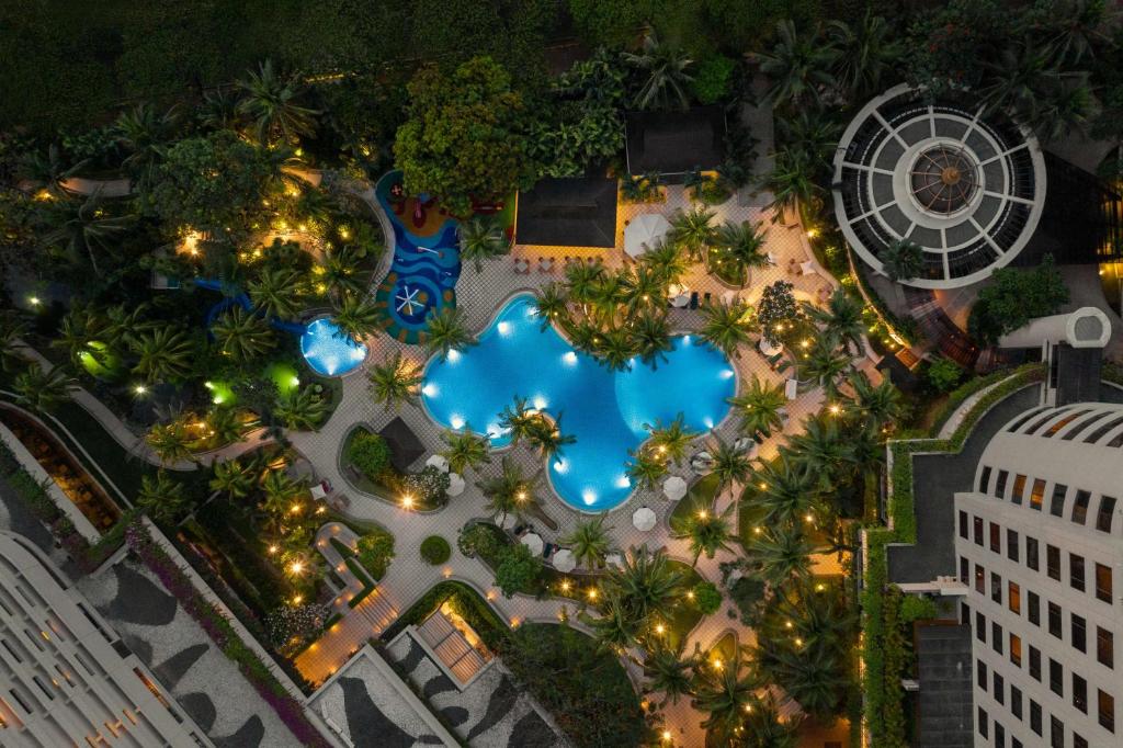 Bazén v ubytování Edsa Shangri-La, Manila nebo v jeho okolí