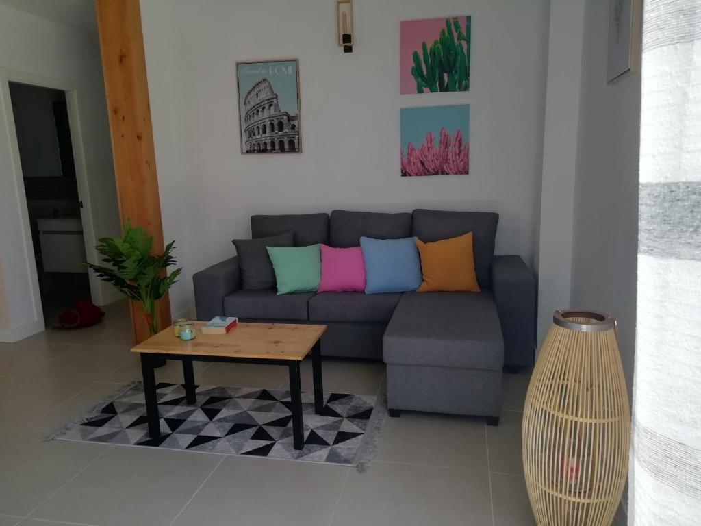 DUPLEX