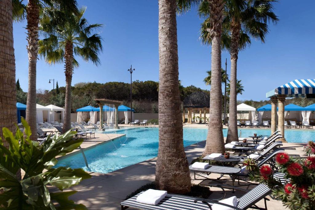 Het zwembad bij of vlak bij Bluegreen Vacations Eilan Hotel and Spa, Ascend Resort Collection