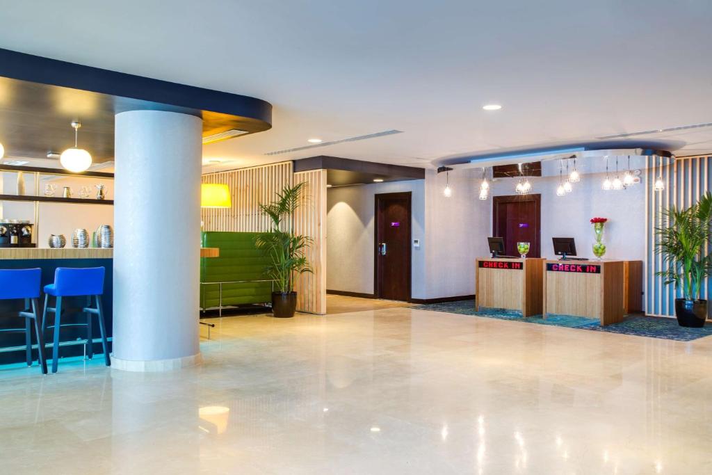 Vstupní hala nebo recepce v ubytování Park Inn by Radisson Dammam