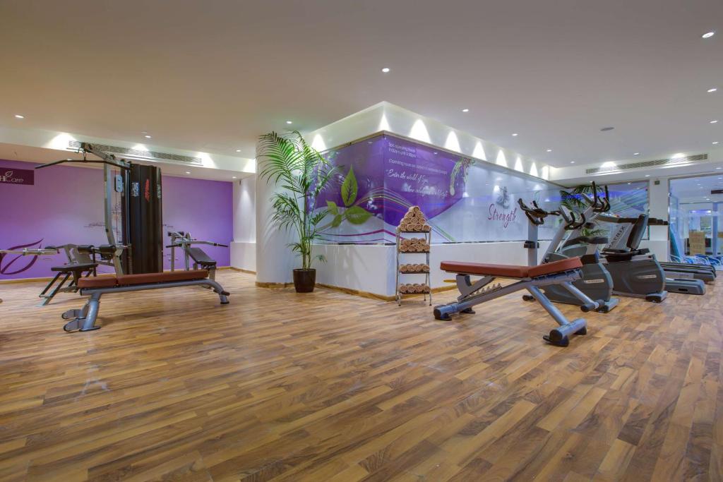 Fitness centrum a/nebo fitness zařízení v ubytování Park Inn by Radisson Dammam