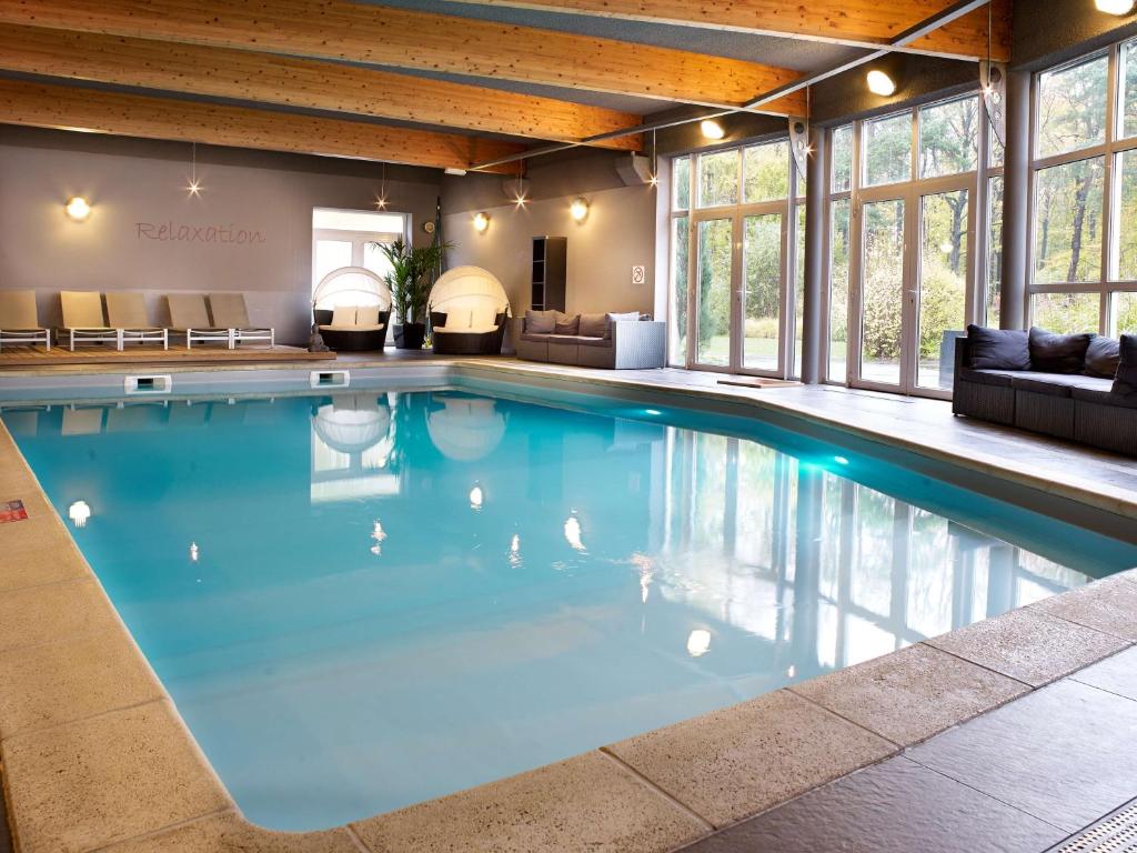 Bazén v ubytování Radisson BLU Balmoral nebo v jeho okolí