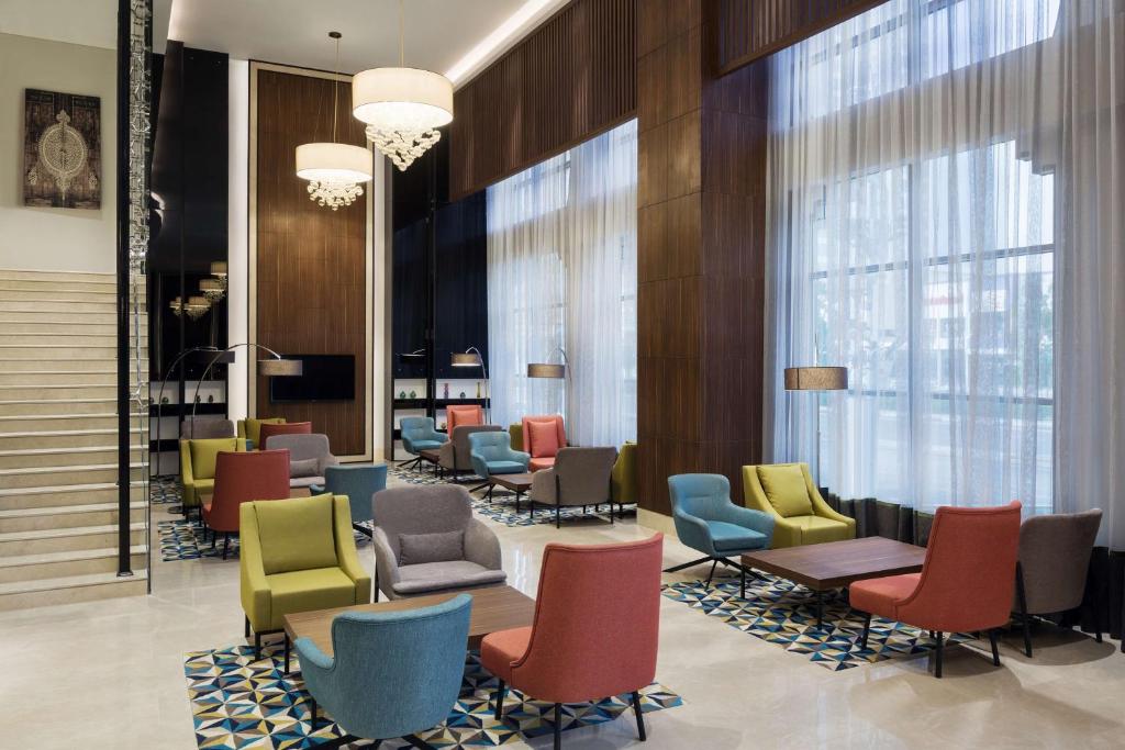 Posezení v ubytování Park Inn by Radisson Makkah Aziziyah