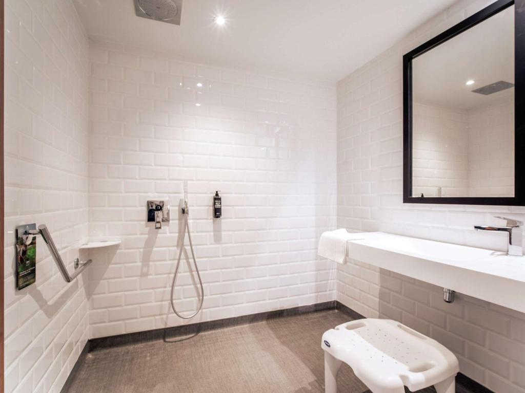 Koupelna v ubytování ibis Styles Castelnaudary