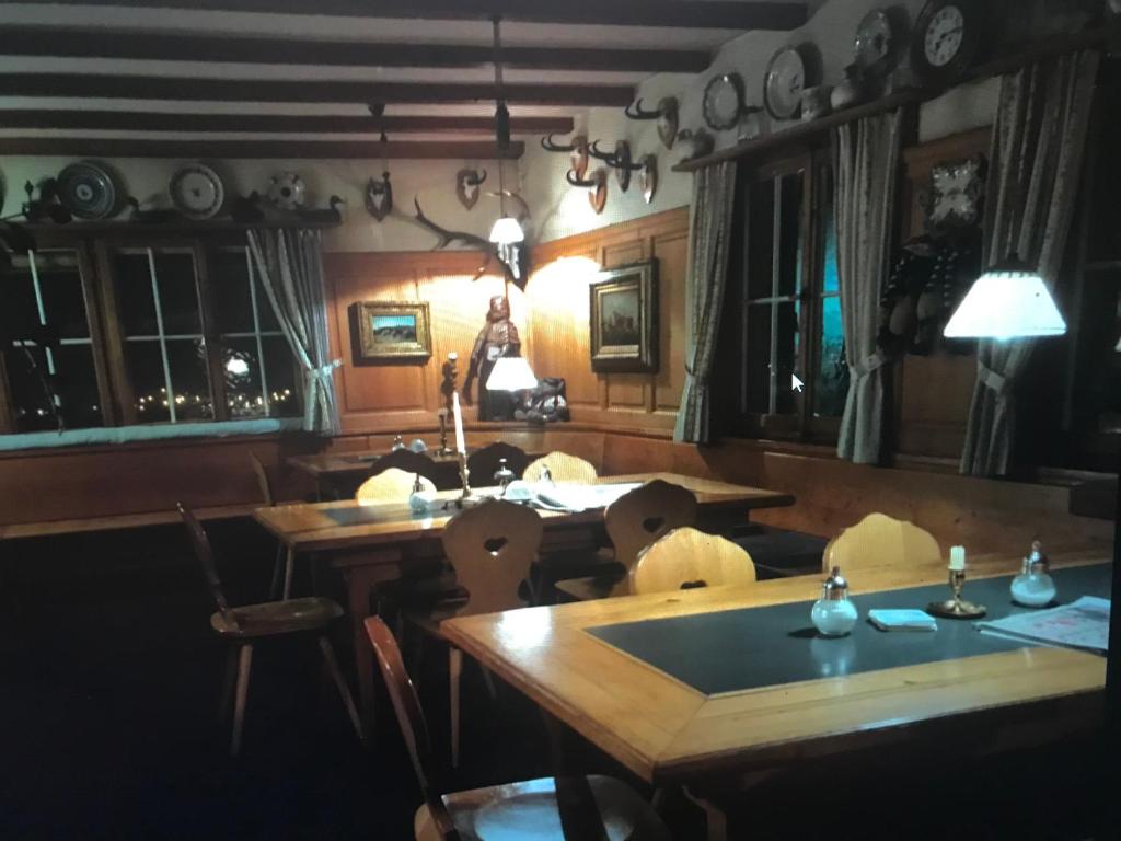 Posezení v ubytování Alte Post mit Geschichte und Restaurant
