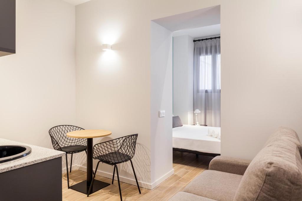 Apartamentos Líbere Valencia Jardín Botánico, Valencia ...