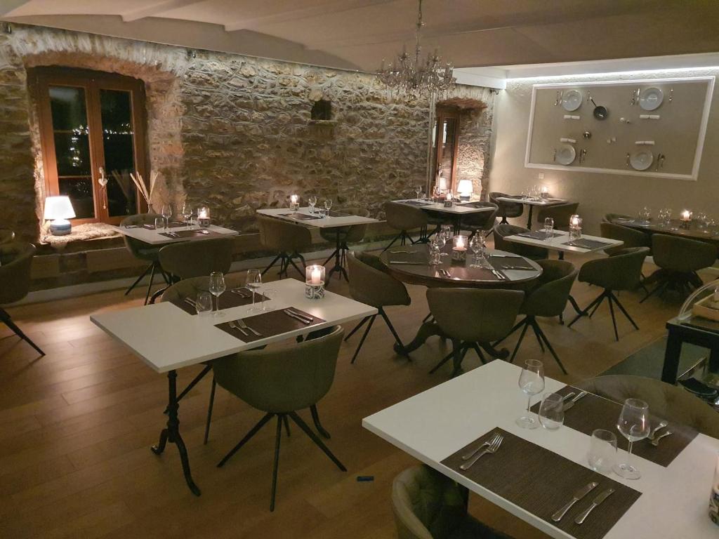 Posezení v ubytování Hôtel Restaurant Bellevue
