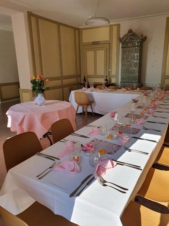 Restaurace v ubytování Hôtel Restaurant Bellevue
