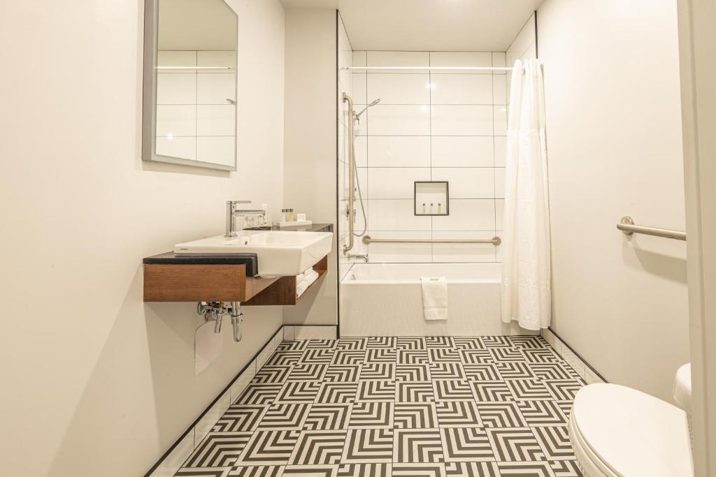 Hôtel Manoir Vieux-Québec - Resim 42