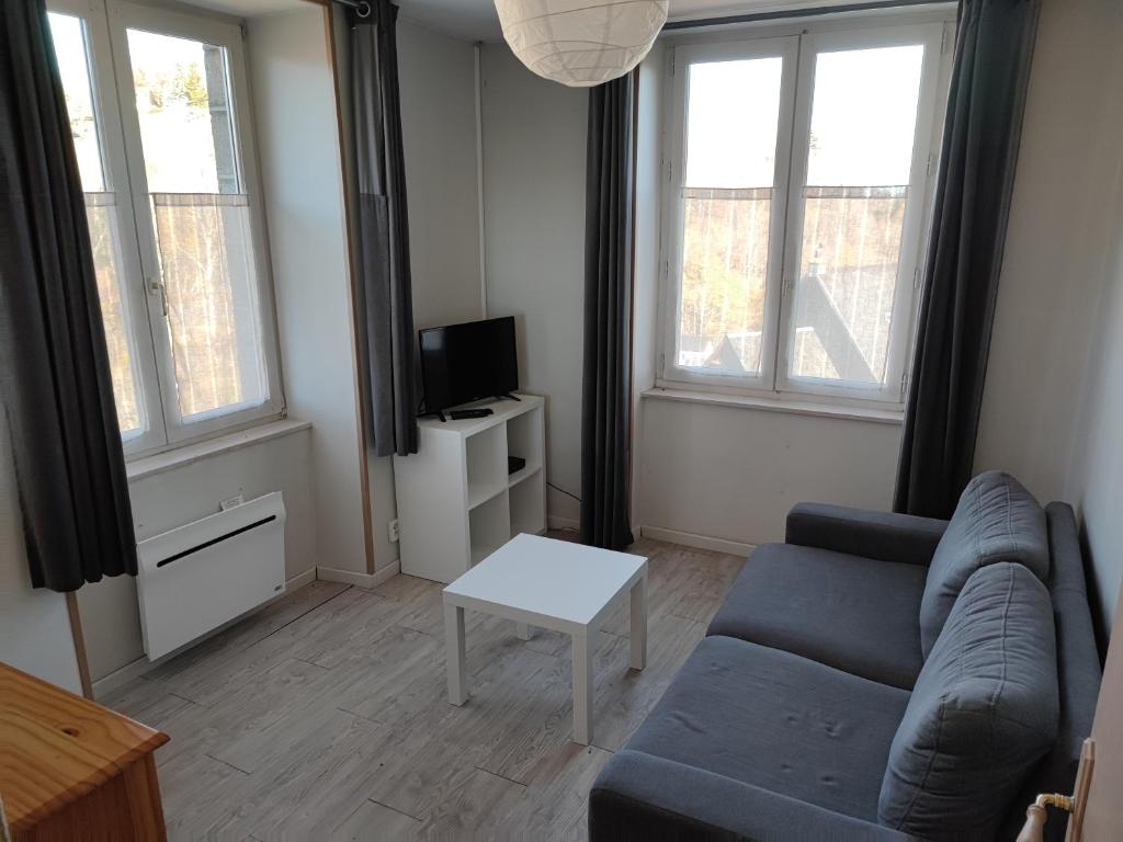 F3, 3 pers - proche centre historique - Appartement D'une Chambre