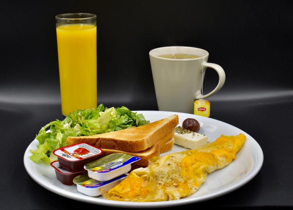 Sophia seaview suites & restaurant - 6