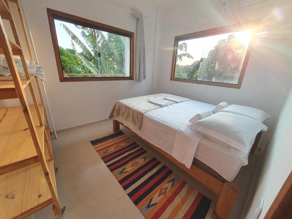 Vila Pitangueira - Apto Laranja - No Centro de Serra Grande com Piscina, Jacuzzi, Internet Veloz - Apartamento Con Vista A La Piscina
