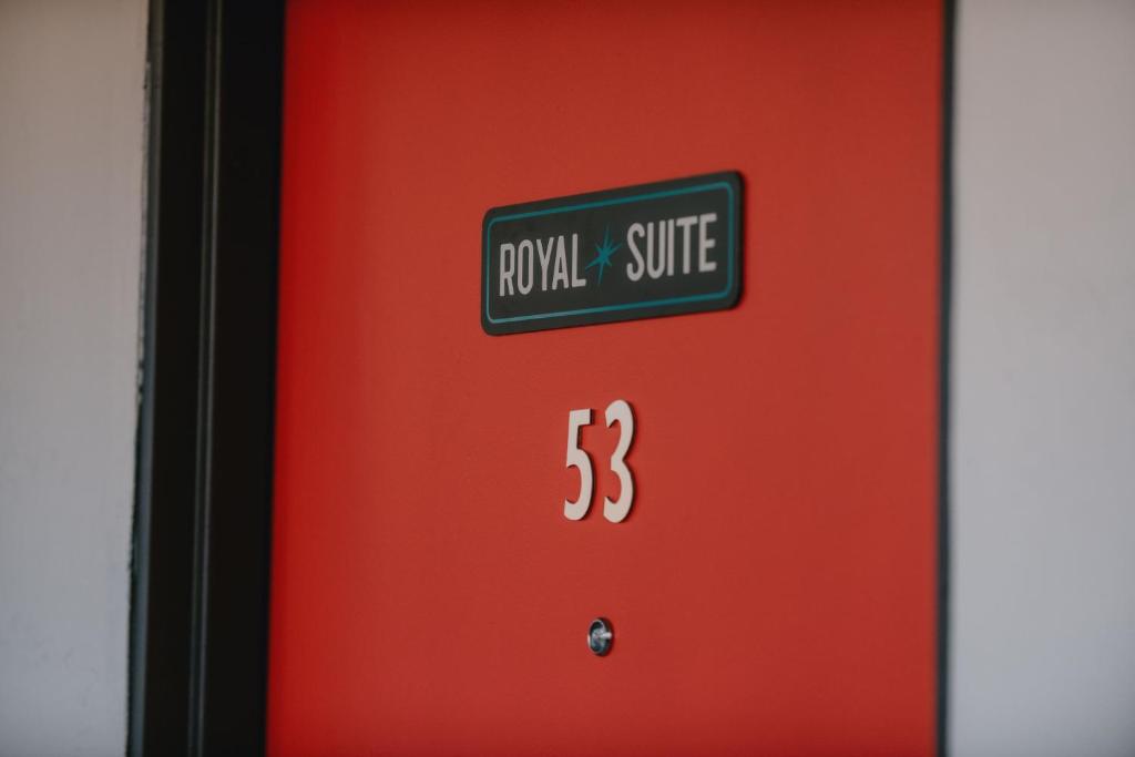 Certifikát, hodnocení, plakát nebo jiný dokument vystavený v ubytování Sapphire Motel Midtown Bozeman