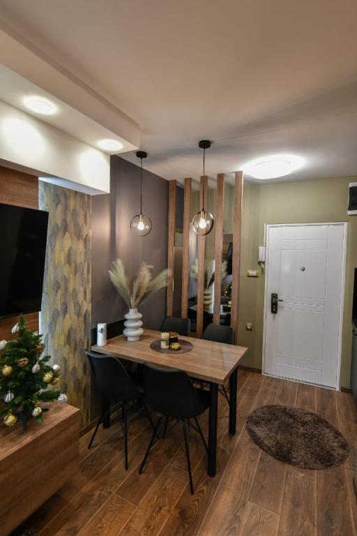 Mynd úr myndasafni af BANE APARTMANI 4. í Kraljevo