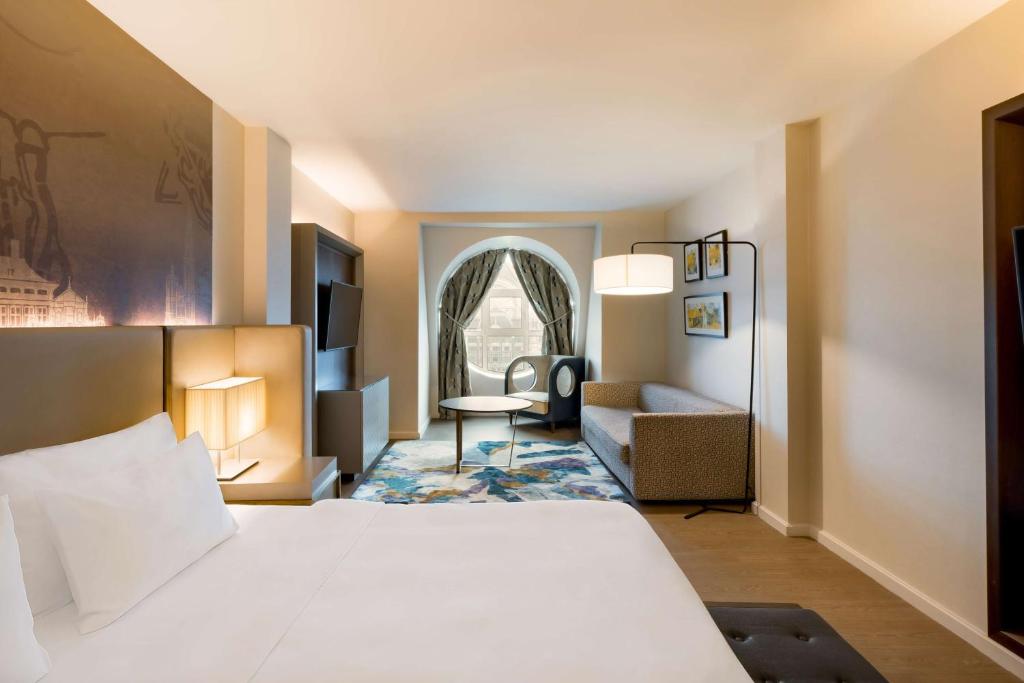 Postel nebo postele na pokoji v ubytování Radisson Blu Hotel, Antwerp City Centre