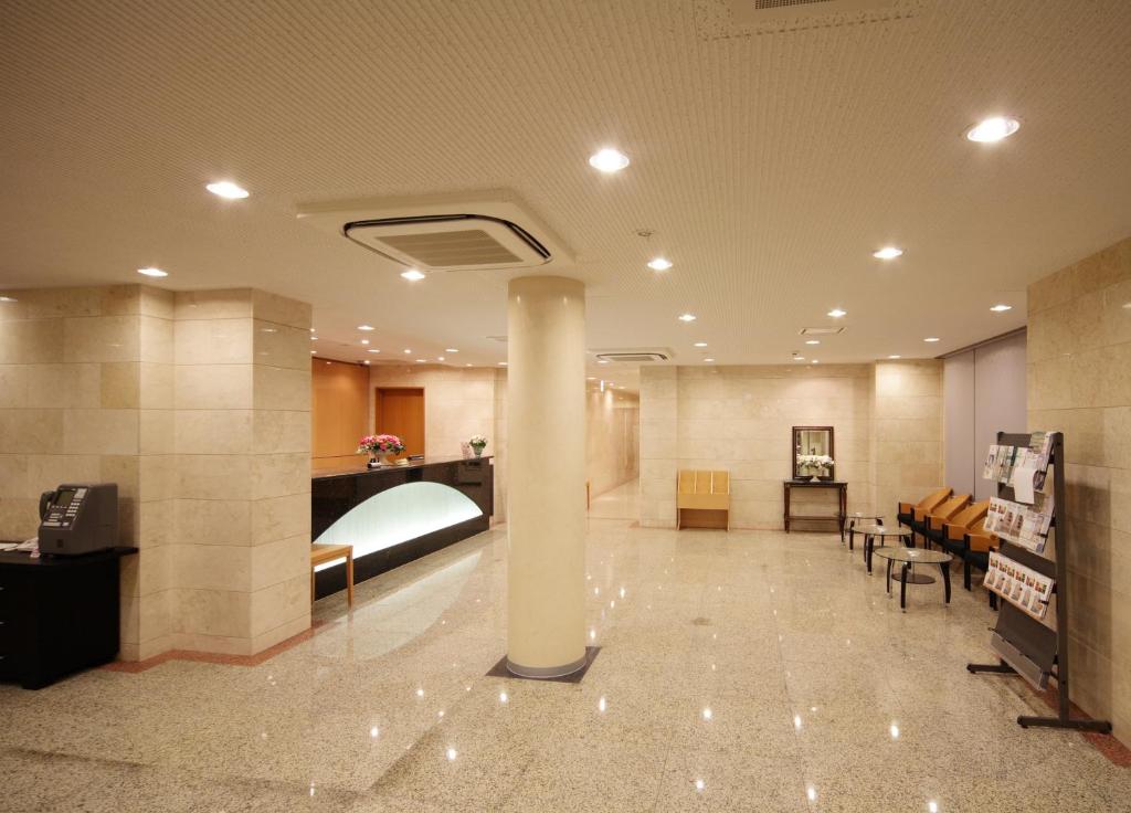 TV a/nebo společenská místnost v ubytování Smile Hotel Nara