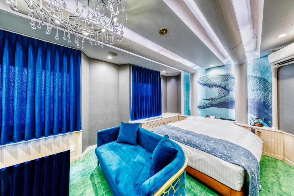 Posezení v ubytování HOTEL ARTIA DINOSAUR MACHIDA -Adult Only