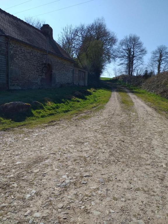 LA PETITE MAISON DU SABOT - Tweepersoonskamer Met Eigen Badkamer