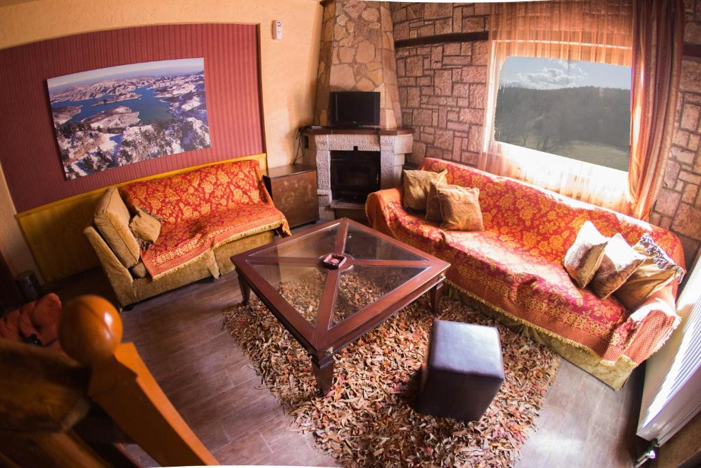 Χώρος καθιστικού στο Silva Suites