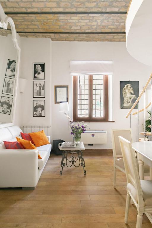 Posedenie v ubytovaní Leopardo 28 - Loft in Trastevere