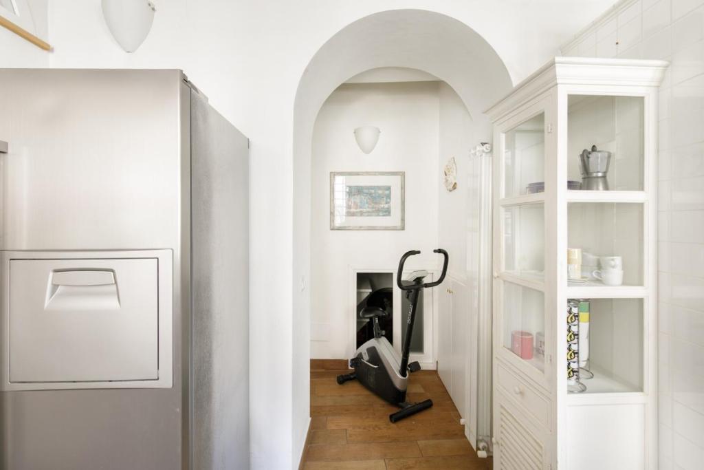 Posilňovňa alebo fitness centrum v ubytovaní Leopardo 28 - Loft in Trastevere