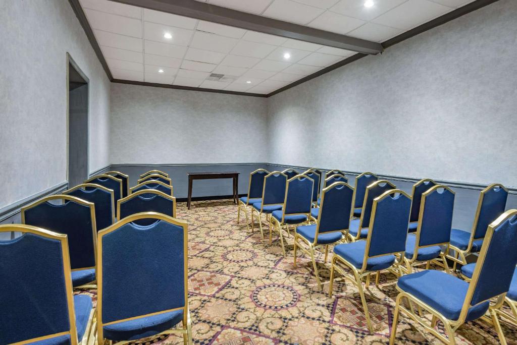 Konferenční prostory v ubytování Ramada by Wyndham West Atlantic City