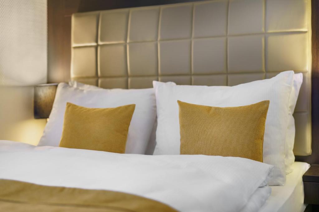 Hotel Continental Hamburg Hauptbahnhof - Resim 35