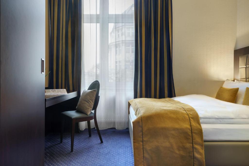 Hotel Continental Hamburg Hauptbahnhof - Resim 34