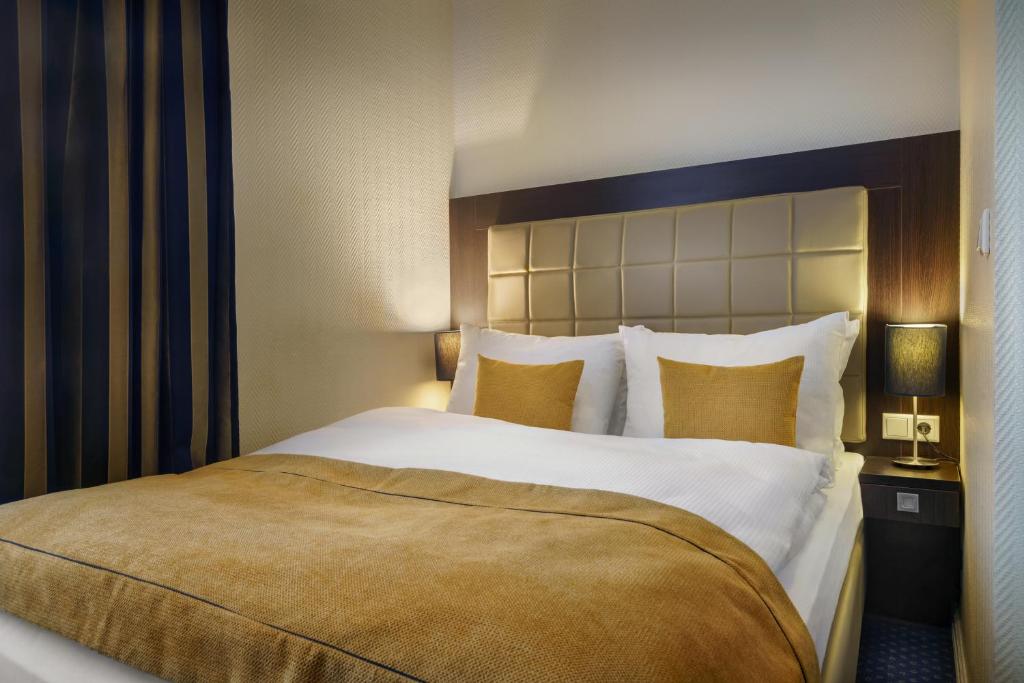 Hotel Continental Hamburg Hauptbahnhof - Resim 38