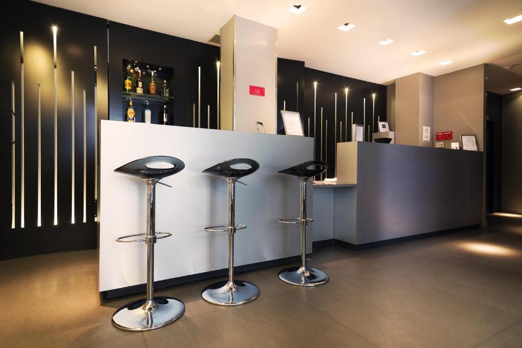 Arc de Triomphe Etoile - Resim 9