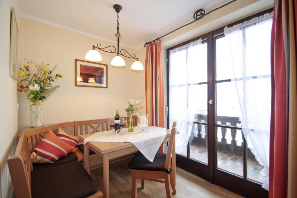 Posezení v ubytování Cafe Wastelbauerhof - Urlaub auf dem Bauernhof