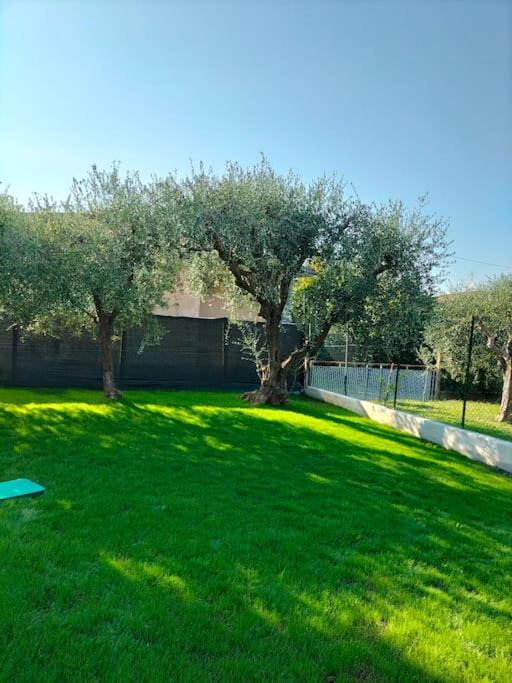 Zdjęcie z galerii obiektu Villa Verde, Romantica Villetta w mieście Lazise
