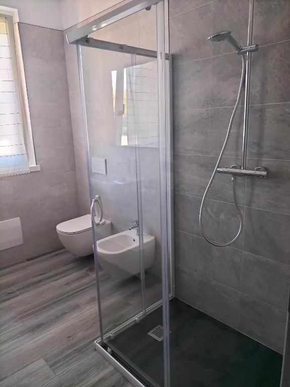 Zdjęcie z galerii obiektu Villa Verde, Romantica Villetta w mieście Lazise