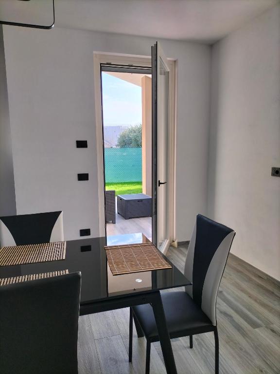 Zdjęcie z galerii obiektu Villa Verde, Romantica Villetta w mieście Lazise