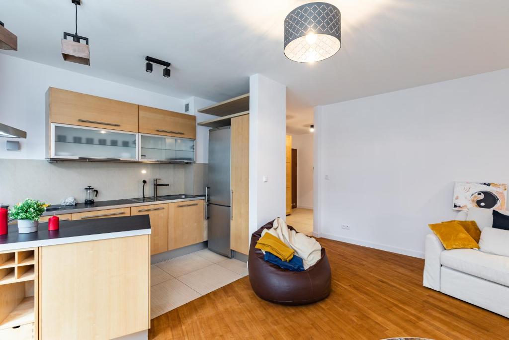 Fotografia z galérie ubytovania SuperApart Wilanowska 7, "Pet-Friendly with Elevator & Parking" vo Varšave