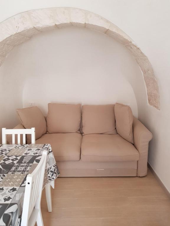 TRULLO GIUVICA - Maison D'une Chambre