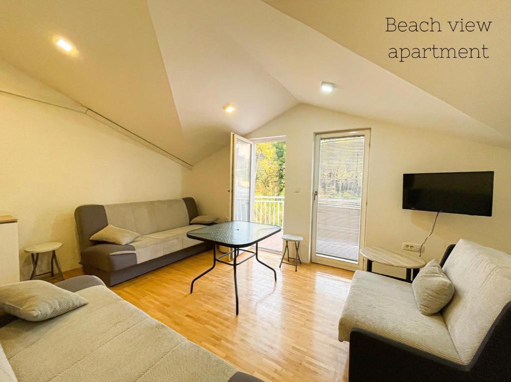 Vacation Rentals Croatia - 带阳台的公寓