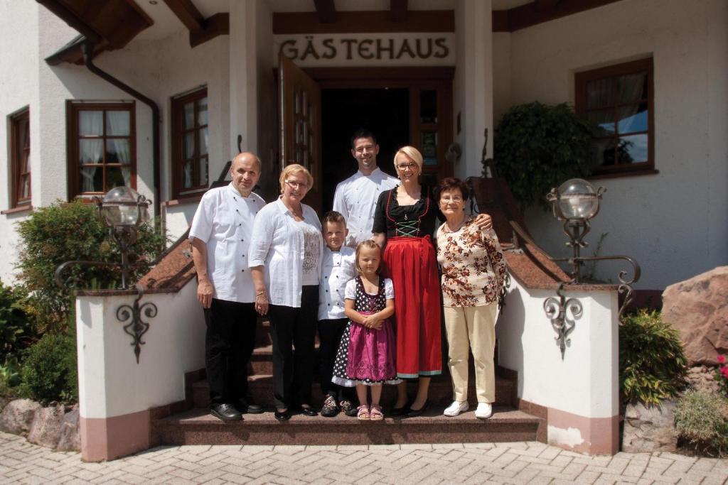 Hosté ubytování Hotel-Restaurant Hirsch