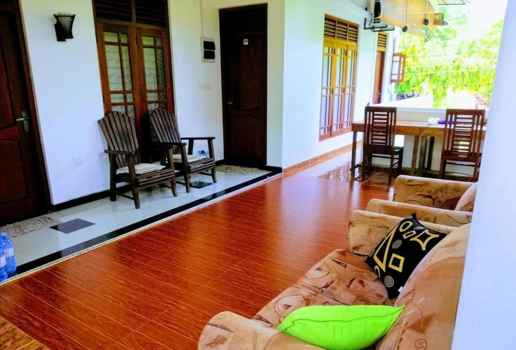 Sunnyplace Guest Mirissa - 13