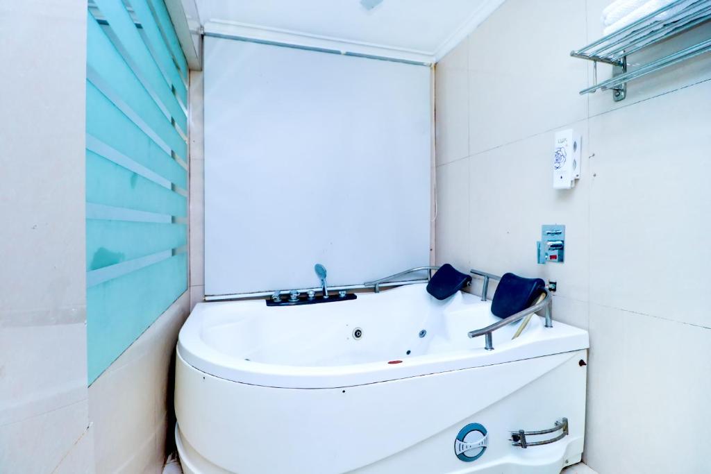 Koupelna v ubytování Hotel Rajshree & Spa