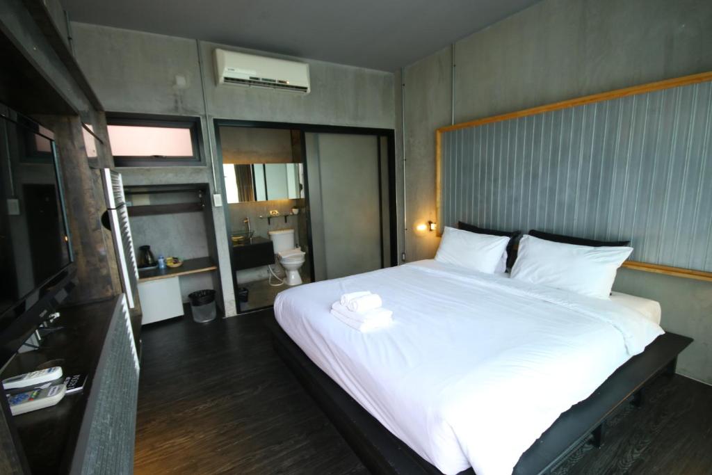 BED STOP Hotel Chiangmai - Resim 18