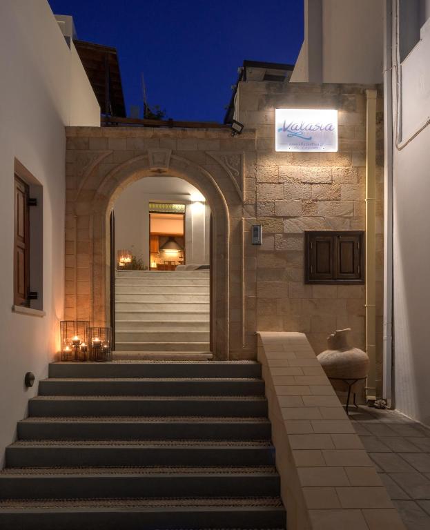 Zdjęcie z galerii obiektu Panthea Valasia Boutique Villa w Líndos