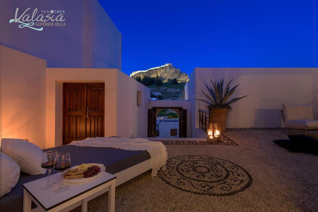 Zdjęcie z galerii obiektu Panthea Valasia Boutique Villa w Líndos
