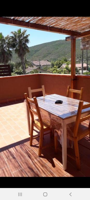 B&B Zurro " con piscina e relax vicino al mare"